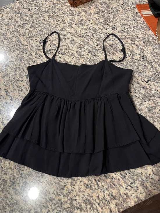 Forever 21 Tops - Forever 21 Black Tiered Camisole Tank Top - Women's